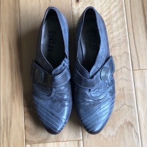 Fidji dress shoes